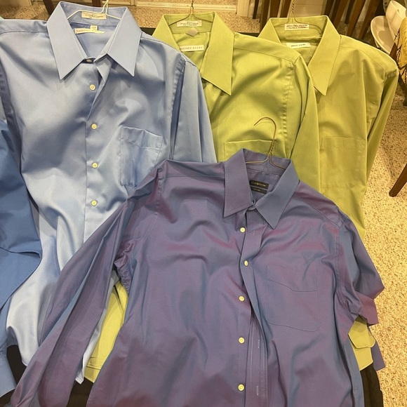 10 mens shirt clean and ironed, come from dry clean,sell them all together. - Picture 3 of 16